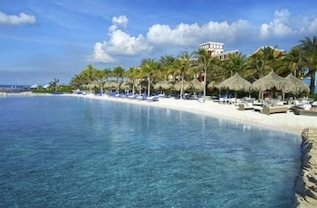 Renaissance Wind Creek Resort - Curacao